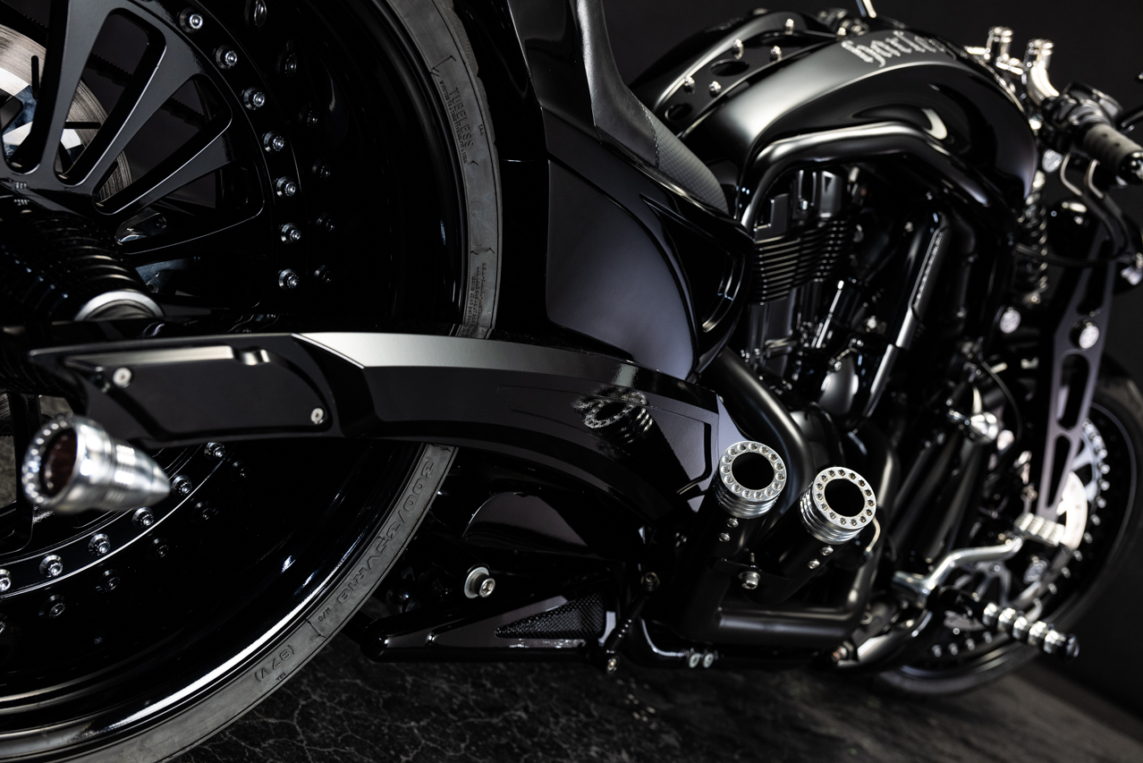 2021年新作 Davidson Harley - HIGH&LOW BADLAND ハーレー VRSCDX 車体 